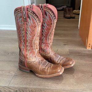 ARIAT WOMEN'S WHEAT VAQUERA DUSTED BOOTS - SQUARE TOE